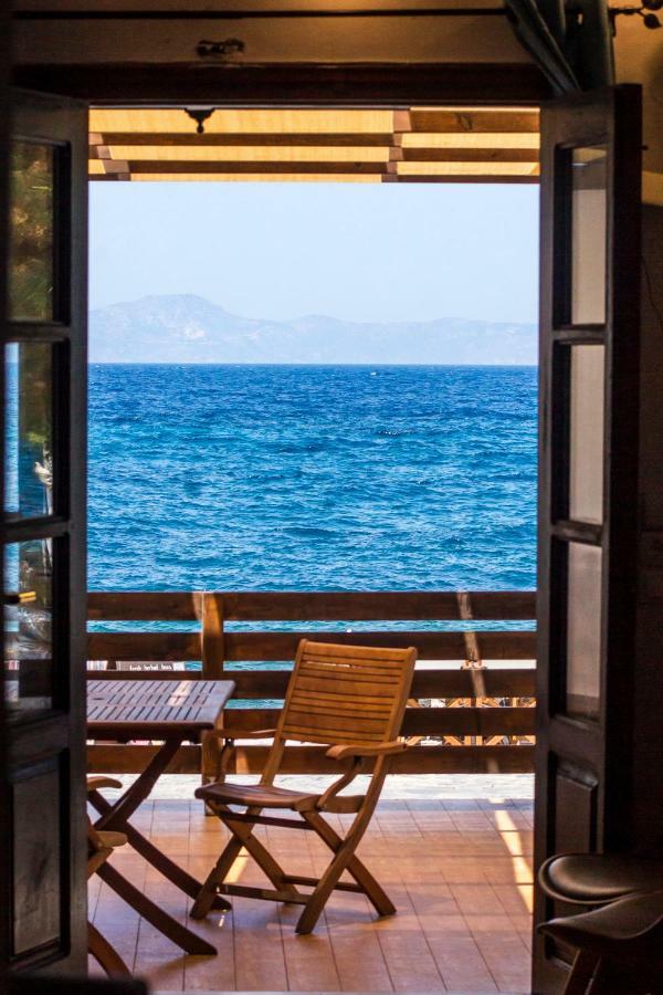 Nisyros White Wave Villa Mandraki  ภายนอก รูปภาพ